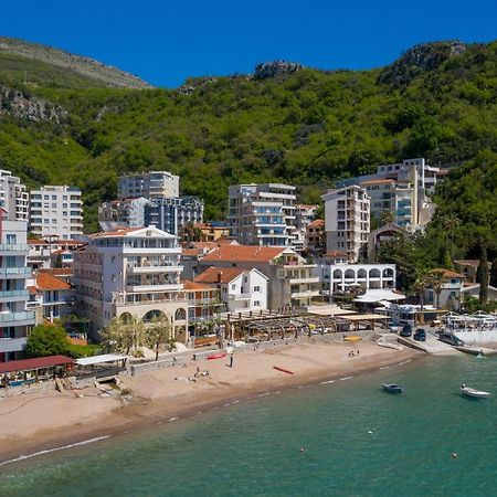 Mali Hotel Porat Budva Exteriör bild