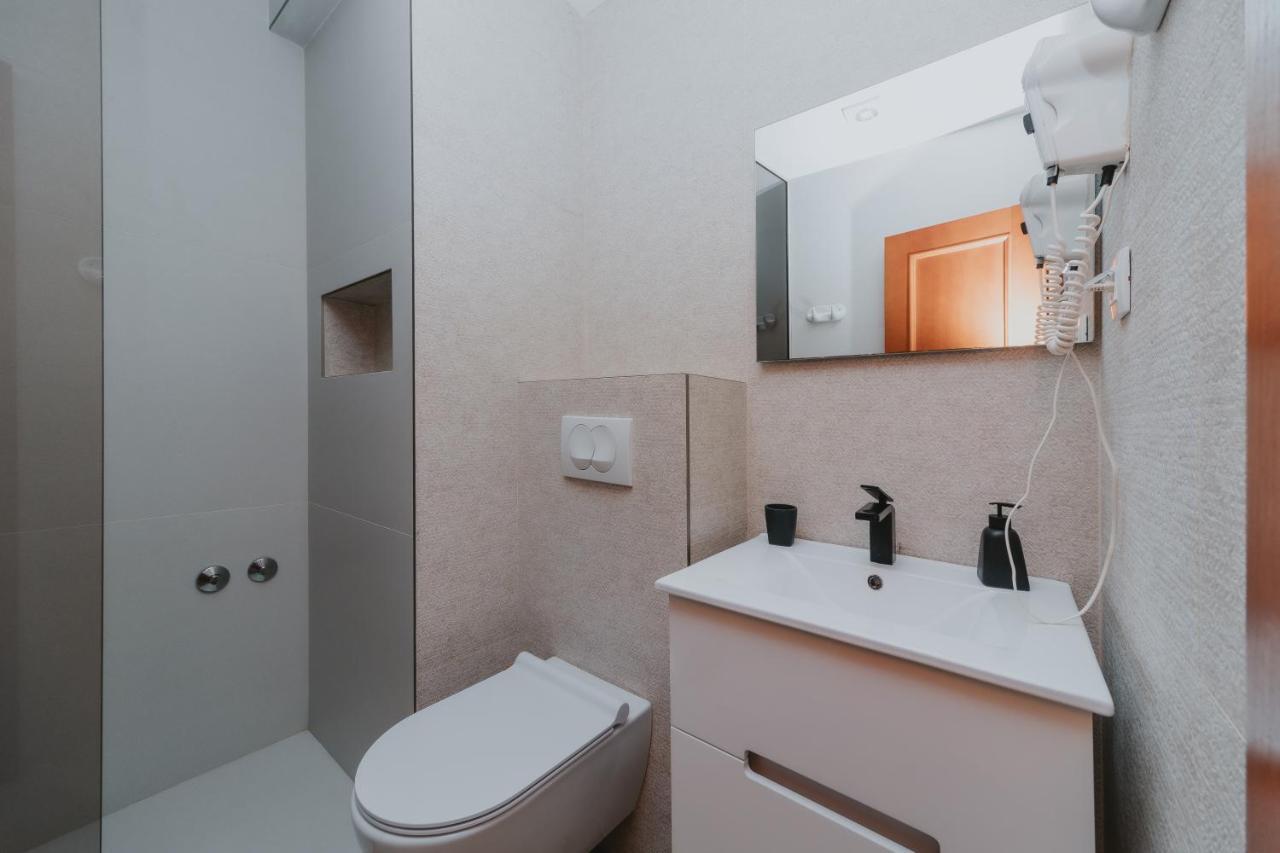Mali Hotel Porat Budva Rum bild