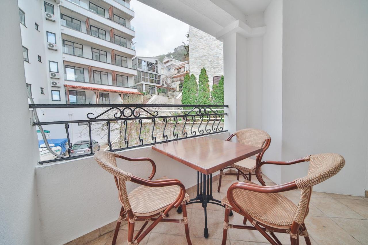 Mali Hotel Porat Budva Rum bild