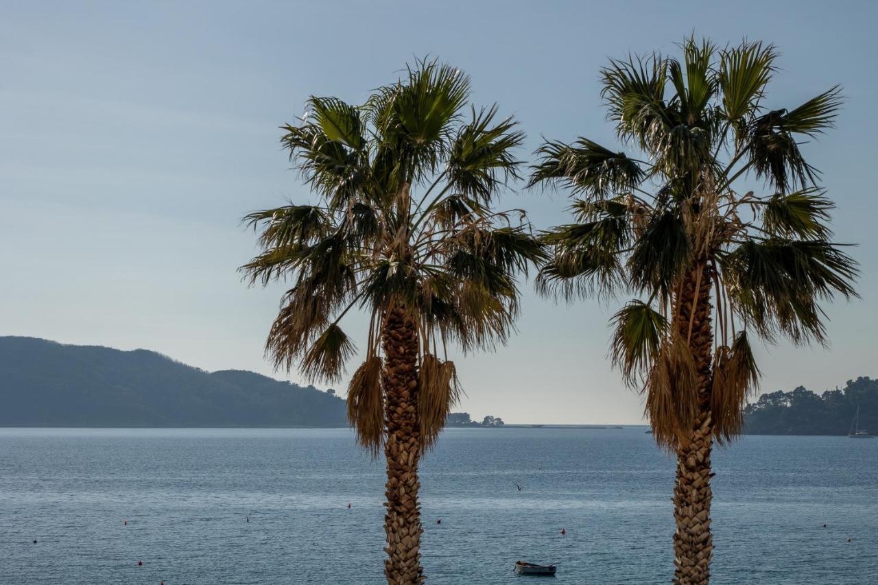 Mali Hotel Porat Budva Exteriör bild
