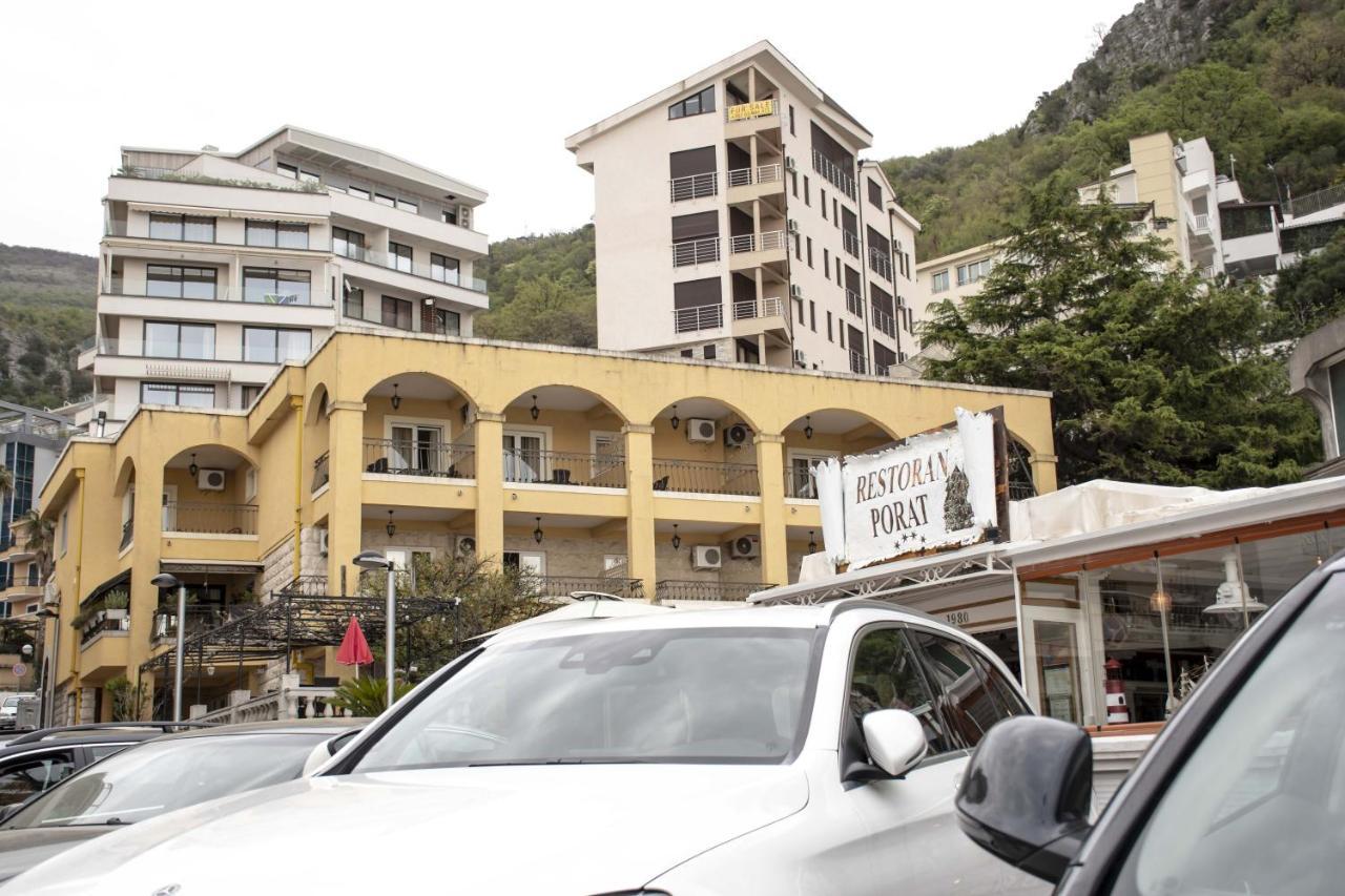 Mali Hotel Porat Budva Exteriör bild