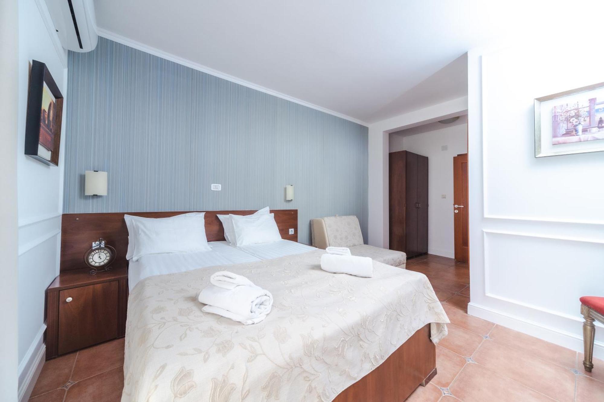 Mali Hotel Porat Budva Rum bild